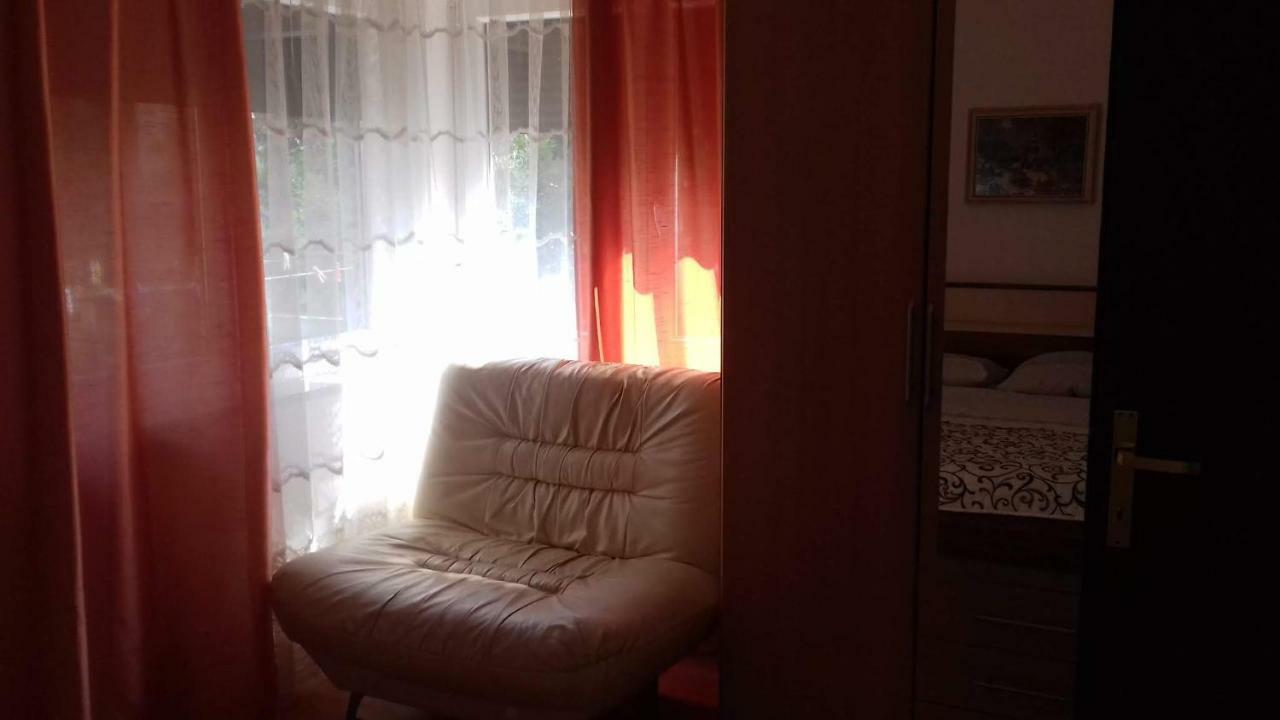 Apartmani Pajalic Krk Town Exterior foto
